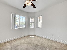 1095 Snow Roof Ave, Henderson, Nv 89052 in Henderson, NV (Photo 8 of 10)