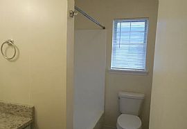 11852 Lisa Ct, Fairhope, Al 36532 in Fairhope, AL (Photo 9 of 12)