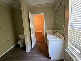 5422 Cottage Ln, Hoover, Al 35226 in Hoover, AL (Photo 7 of 12)