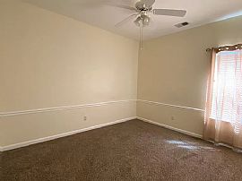 5422 Cottage Ln, Hoover, Al 35226 in Hoover, AL (Photo 8 of 12)