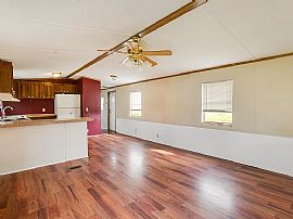 83 Lakewater Dr, Tallassee, Al 36078 in Tallassee, AL (Photo 3 of 9)