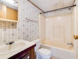 83 Lakewater Dr, Tallassee, Al 36078 in Tallassee, AL (Photo 9 of 9)