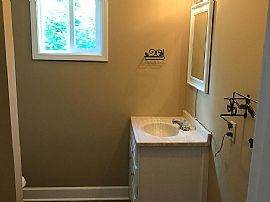 Charming 3 Bedroom 2 Bath Home For Rent  in Tuscaloosa, AL (Photo 4 of 7)