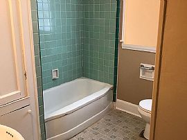 Charming 3 Bedroom 2 Bath Home For Rent  in Tuscaloosa, AL (Photo 6 of 7)