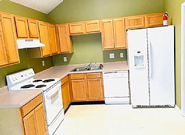 Beautiful 3 Bedroom 2 Bath Home For Rent in Montgomery, AL (Photo 2 of 6)