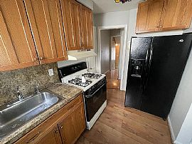 Amazing 3 Bedroom 2 Bath Home For Rent  in Dearborn, MI (Photo 2 of 6)