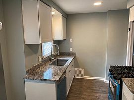 Beautiful 3 Bedroom 1 Bath Home For Rent  in Redford, MI (Photo 5 of 6)