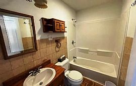 Beautiful 2 Bedroom 2 Bath Home For Rent in Warren, MI (Photo 4 of 7)