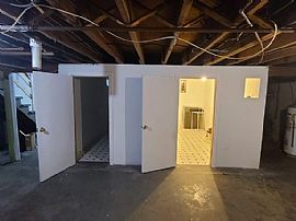 182 Washington St, Norwich, Ct 06360 in Norwich, CT (Photo 10 of 12)