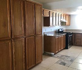  Beautiful 3 Bedroom 2 Bath Home For Rent  in California City, CA (Photo 5 of 7)