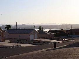 1861 Westport Dr, Lake Havasu City, Az 86404 in Lake Havasu City, AZ (Photo 4 of 11)