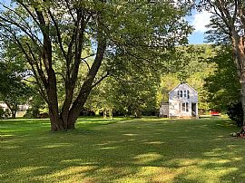 127 Lock 9 Rd, Buffalo, Wv 25033 in Buffalo, WV (Photo 4 of 4)