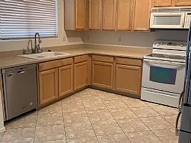 8002 W Sunfire Dr, Tucson, Az 85743 in Tucson, AZ (Photo 3 of 11)