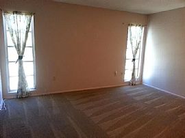 10432 W Sutters Gold Ln, Sun City, Az 85351 in Sun City, AZ (Photo 11 of 12)