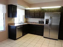 10432 W Sutters Gold Ln, Sun City, Az 85351 in Sun City, AZ (Photo 7 of 12)