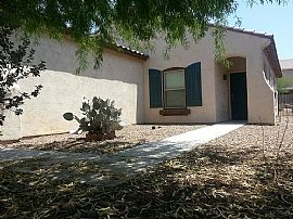 129 W Calle Guija, Sahuarita, Az 85629 in Sahuarita, AZ (Photo 2 of 11)