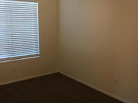 1673 E Tremaine Ave, Gilbert, Az 85234 in Gilbert, AZ (Photo 7 of 12)