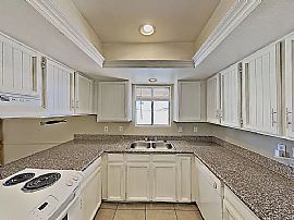 2528 E Jacinto Ave, Mesa, Az 85204 in Mesa, AZ (Photo 4 of 10)