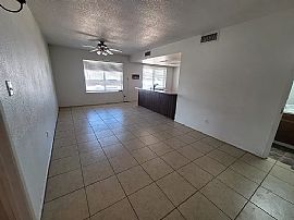114 E Saguaro St, Casa Grande, Az 85122 in Casa Grande, AZ (Photo 5 of 12)