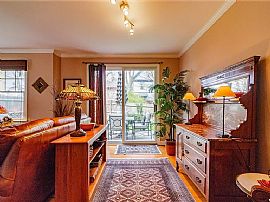 2 Gibbs Ave #a, Newport, Ri 02840 in Newport, RI (Photo 4 of 9)