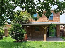 Lovely Two-Story Home with Open Floor Plan and Lots of Natural  in San Antonio, TX (Photo 8 of 8)