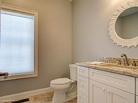 314b Chases Ln, Middletown, Ri 02842 in Middletown, RI (Photo 9 of 10)