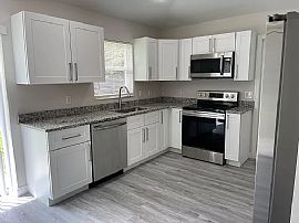 2151 Honey Ln, North Pt, Fl 34286 in North Port, FL (Photo 3 of 12)