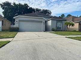 15752 Green Cove Blvd, Clermont, Fl 34714 in Clermont, FL