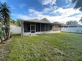 15752 Green Cove Blvd, Clermont, Fl 34714 in Clermont, FL (Photo 3 of 12)