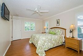 3300 Masters Dr, Clearwater, Fl 33761 in Clearwater, FL (Photo 10 of 12)