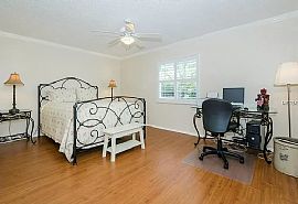 3300 Masters Dr, Clearwater, Fl 33761 in Clearwater, FL (Photo 4 of 12)