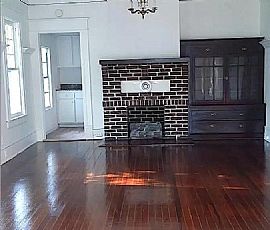 Beautiful 3 Bedroom 2 Bath Home For Rent in Jacksonville, FL (Photo 2 of 7)