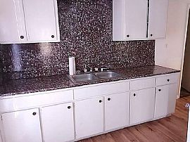 Beautiful 3 Bedroom 2 Bath Home For Rent in Jacksonville, FL (Photo 5 of 7)