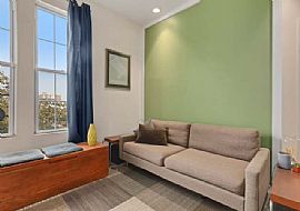 Lovely 1bed 1bath Condo in Washington, DC (Photo 4 of 12)