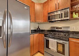 Lovely 1bed 1bath Condo in Washington, DC (Photo 8 of 12)