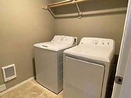 204 River Walk Pl, Cottage Grove, Or 97424  House For Rent in Cottage Grove, OR (Photo 7 of 7)