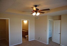 Beautiful 3 Bedroom 2 Bath Home For Rent in Manhattan, KS (Photo 3 of 8)