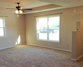 Beautiful 3 Bedroom 2 Bath Home For Rent in Manhattan, KS (Photo 7 of 8)