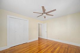 23 Rowan St, Providence, Ri 02908 in Tiverton, RI (Photo 6 of 7)