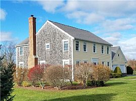 Spacious House For Rent, 16 Paddock Ln, Middletown, Ri 02842 in Middletown, RI (Photo 2 of 12)