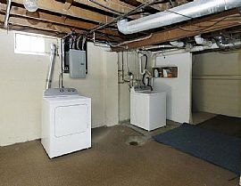 Beautiful 3 Bedroom 2 Bath Home For Rent in Battle Creek, MI (Photo 3 of 9)