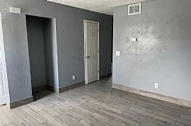 2 Bed, 785 Sqft, $1,050, # A1, 400 E 19th St, Panama City, Fl 3 in Panama City, FL (Photo 9 of 9)