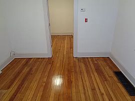 111 Lansing St #b, Bridgeport, Ct 06606 in Bridgeport, CT (Photo 11 of 12)