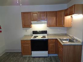 111 Lansing St #b, Bridgeport, Ct 06606 in Bridgeport, CT (Photo 12 of 12)