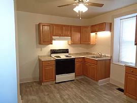 111 Lansing St #b, Bridgeport, Ct 06606 in Bridgeport, CT (Photo 2 of 12)