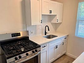 2530 N 3rd St Apt 4, Phoenix, Az 85004 in Phoenix, AZ