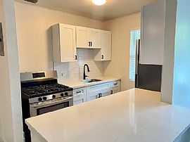 2530 N 3rd St Apt 4, Phoenix, Az 85004 in Phoenix, AZ (Photo 3 of 12)