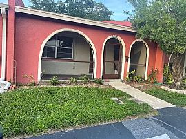 6378 Bonnie Bay Cir N, Pinellas Park, Fl 33781 in Pinellas Park, FL