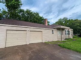 Charming and Great 3 Bedroom Home Furnished Highly Worth The Pr in Texas City, TX (Photo 12 of 12)