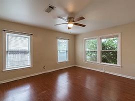 Charming and Great 3 Bedroom Home Furnished Highly Worth The Pr in Texas City, TX (Photo 8 of 12)